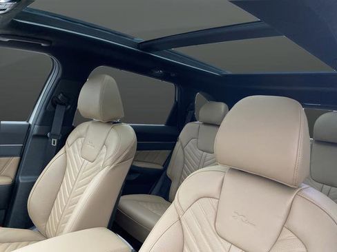 New 2026 Kia Sorento SX Prestige w/ Olive Brown Leather Package image 7