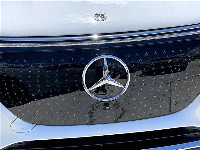 Certified 2023 Mercedes-Benz EQS 450+ SUV image 28