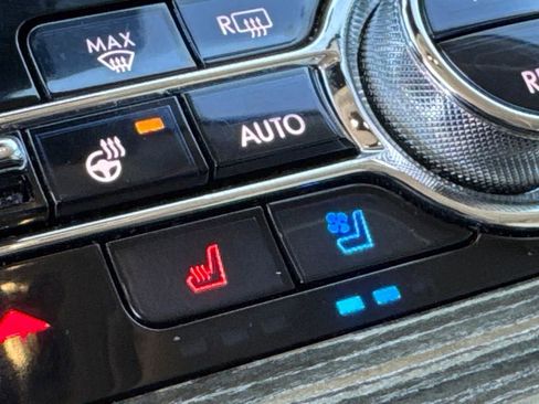 Used 2020 Lincoln Aviator Black Label w/ Dynamic Handling Package image 33