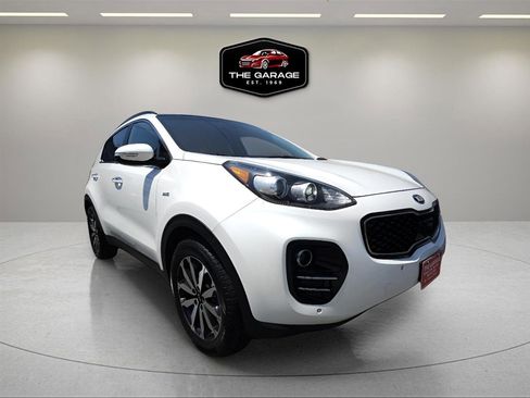 Used 2018 Kia Sportage EX w/ EX Technology Package AWD/4WD image 9