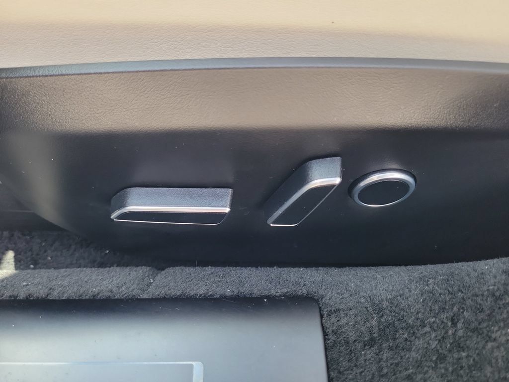 Used 2021 Tesla Model S Plaid AWD/4WD image 16