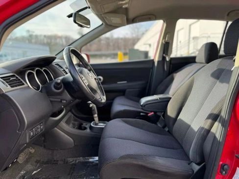 Used 2012 Nissan Versa Hatchback FWD image 22