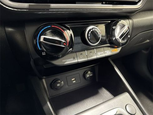 Used 2023 Hyundai Kona SEL image 19