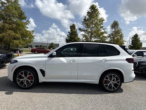 New 2026 BMW X5 xDrive50e w/ Executive Package AWD/4WD image 6