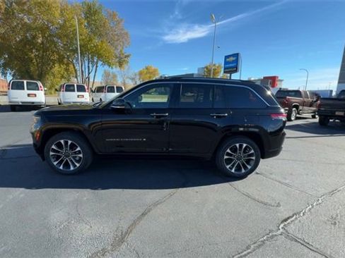 Used 2023 Jeep Grand Cherokee Overland image 5