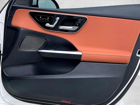 Used 2025 Mercedes-Benz C 300 Sedan image 19