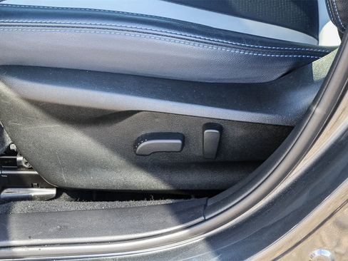 Used 2023 Subaru Crosstrek Hybrid w/ Moonroof Package w/Navigation image 18