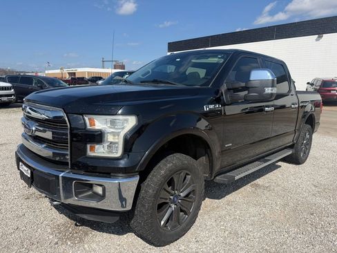 Used 2016 Ford F150 Lariat w/ Equipment Group 502A Luxury AWD/4WD image 12