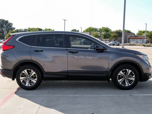 Used 2019 Honda CR-V LX image 7