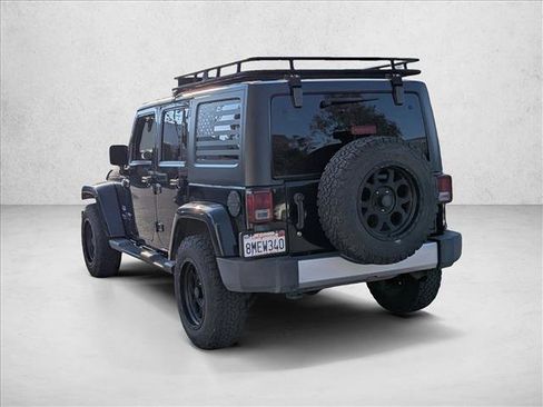 Used 2013 Jeep Wrangler Unlimited Sahara w/ Connectivity Group image 7