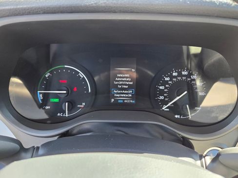 Certified 2023 Toyota Sienna LE image 25