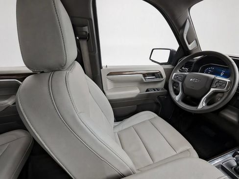 Used 2024 Chevrolet Silverado 1500 RST AWD/4WD image 24