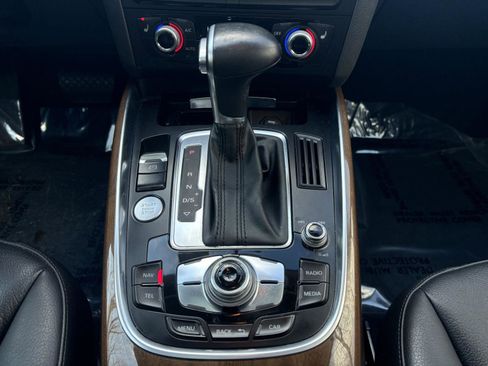 Used 2017 Audi Q5 2.0T Premium Plus w/ Technology Package image 8