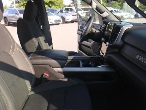 Used 2025 RAM 1500 Big Horn AWD/4WD image 29