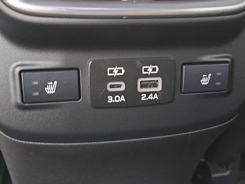 Used 2023 Subaru Outback Limited AWD/4WD image 19