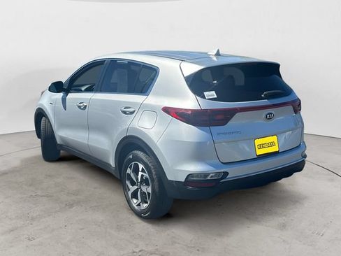 Used 2020 Kia Sportage LX AWD/4WD image 3