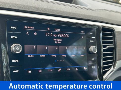 Certified 2023 Volkswagen Atlas SE AWD/4WD image 17