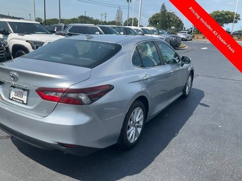 Used 2024 Toyota Camry LE FWD image 28