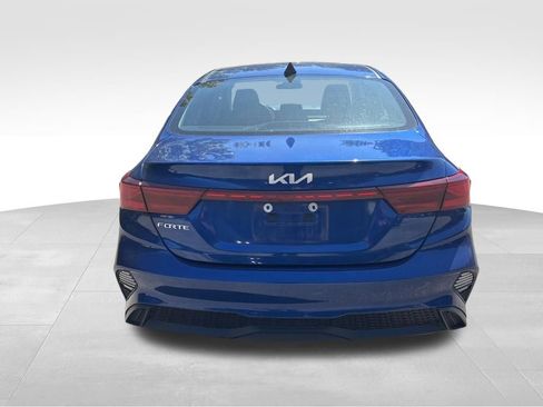 Used 2023 Kia Forte LXS FWD image 4