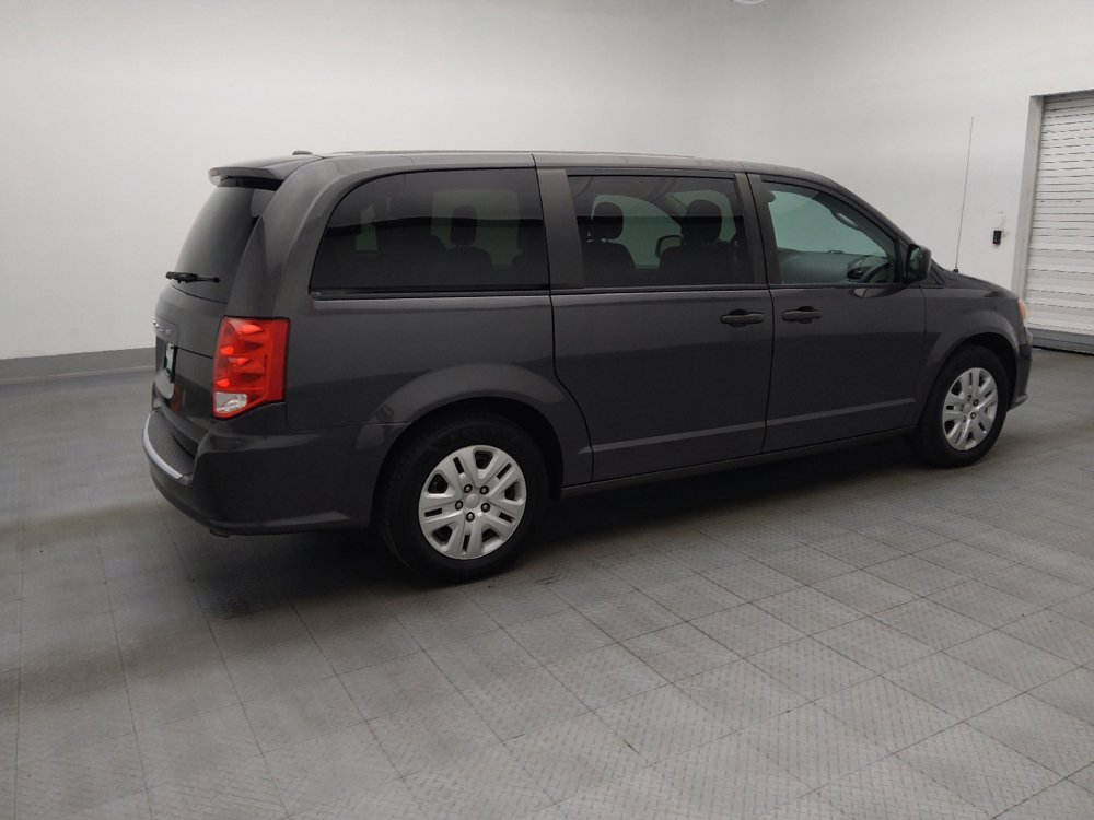 Used 2019 Dodge Grand Caravan SE FWD image 10