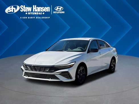 New 2026 Hyundai Elantra SEL Sport Premium image 1