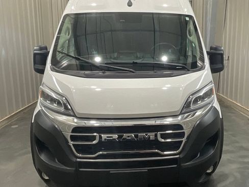 Used 2024 RAM ProMaster 2500 w/ Quick Order Package 22G SLT FWD image 4