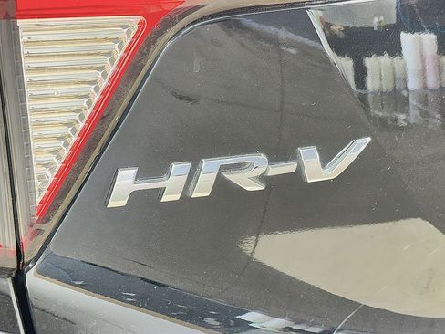 Used 2019 Honda HR-V EX image 29