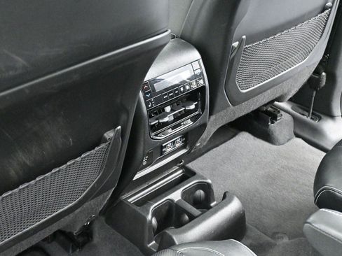 Used 2022 Jeep Grand Cherokee L Overland w/ Advanced Protech Group III AWD/4WD image 31