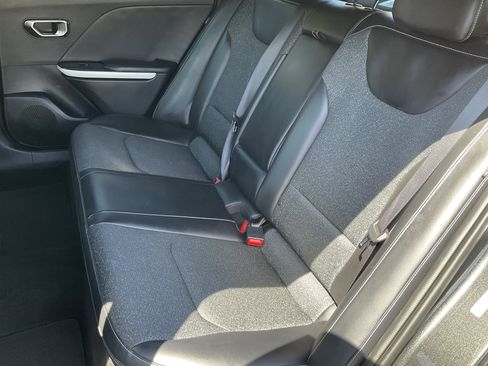Used 2025 Kia K4 GT-Line w/ GT-Line Sunroof Package FWD image 38