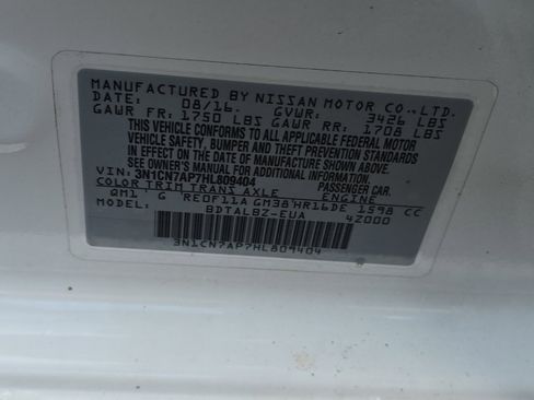 Used 2017 Nissan Versa SV image 25