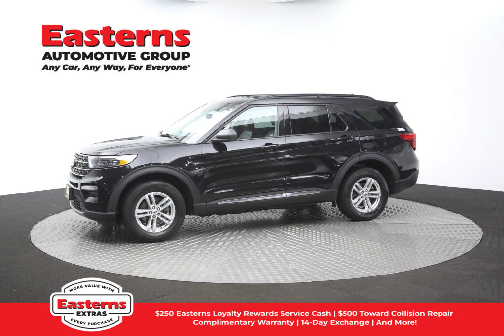 Used 2023 Ford Explorer XLT w/ Equipment Group 202A AWD/4WD image 60