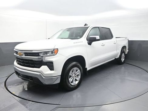 Used 2026 Chevrolet Silverado 1500 LT AWD/4WD image 3