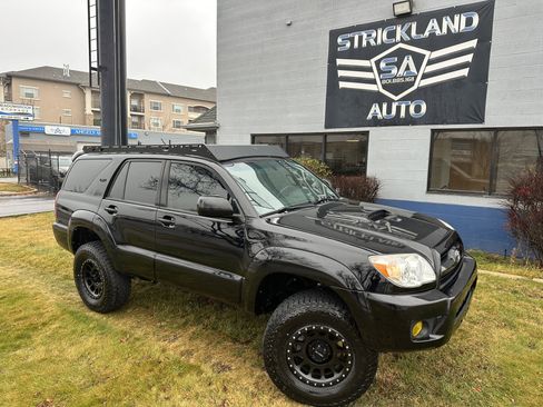Used 2006 Toyota 4Runner Limited image 2