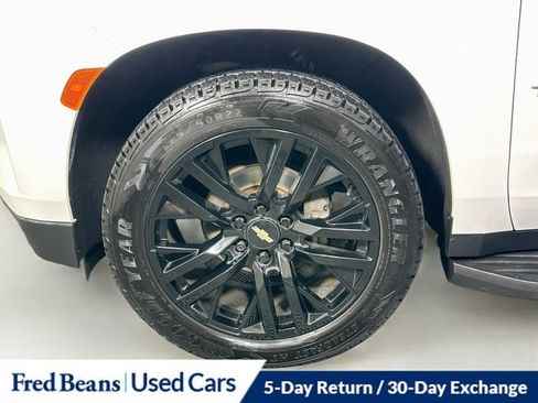 Used 2021 Chevrolet Tahoe Premier w/ Premium Package AWD/4WD image 41