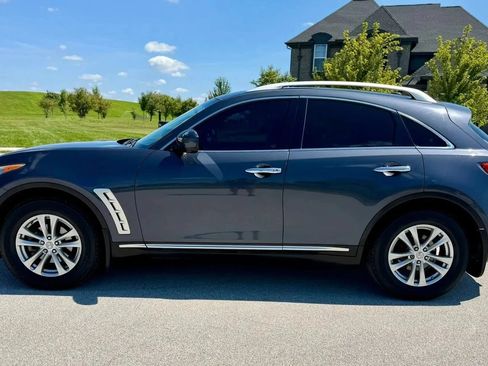 Used 2009 INFINITI FX35 AWD w/ Technology Pkg image 8