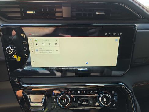 Used 2024 GMC Sierra 1500 AT4 w/ Technology Package image 16