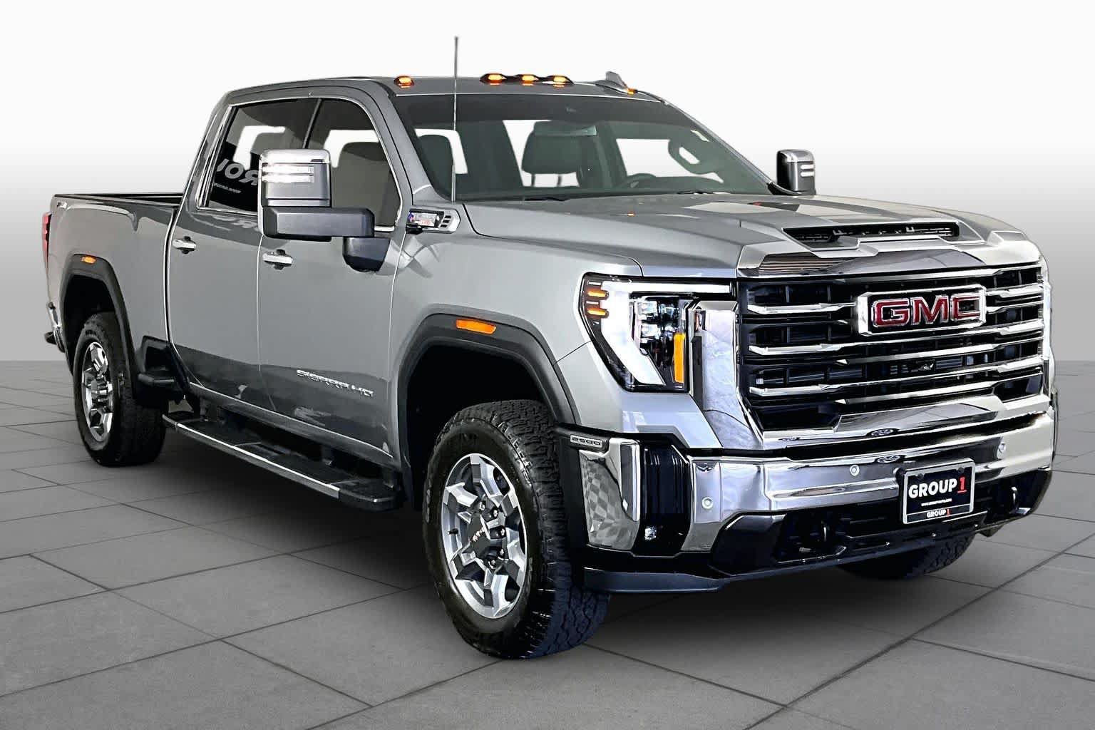 Used 2025 GMC Sierra 2500 SLT w/ Texas SLT Premium Package AWD/4WD image 3