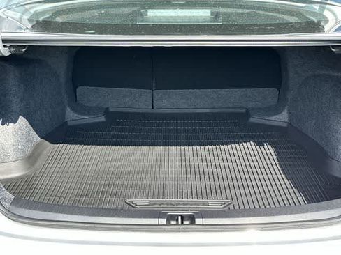 Used 2025 Toyota Corolla LE FWD image 21
