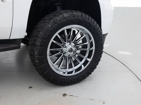 Used 2015 Chevrolet Tahoe LT AWD/4WD image 19