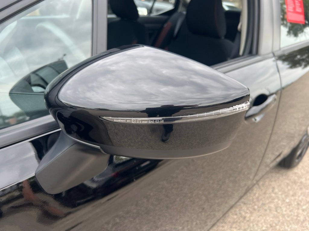 Certified 2025 Nissan Versa SR w/ Trunk Package FWD image 31