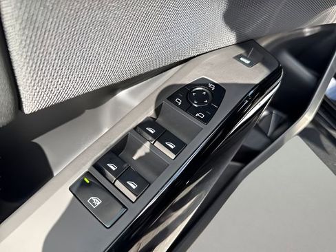 New 2026 BMW X3 xDrive30 w/ Premium Package image 11