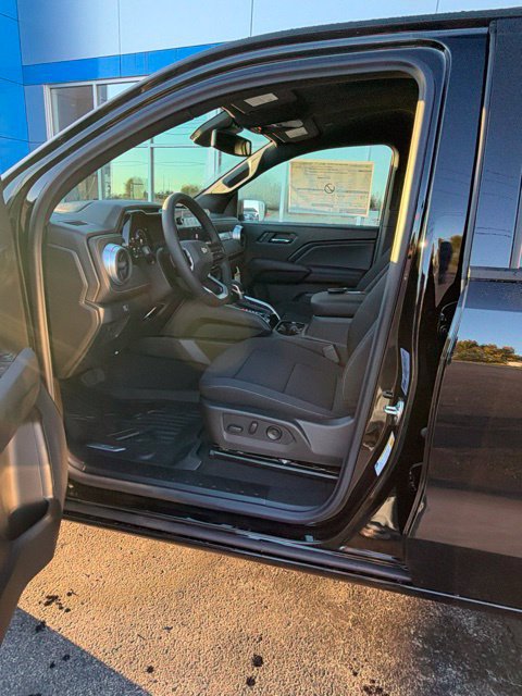 New 2026 Chevrolet Colorado LT w/ Advanced Trailering Package AWD/4WD image 8