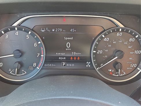 Used 2023 Nissan Titan SV image 26