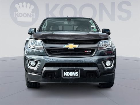 Used 2018 Chevrolet Colorado Z71 w/ LPO, Premium Interior Package image 11