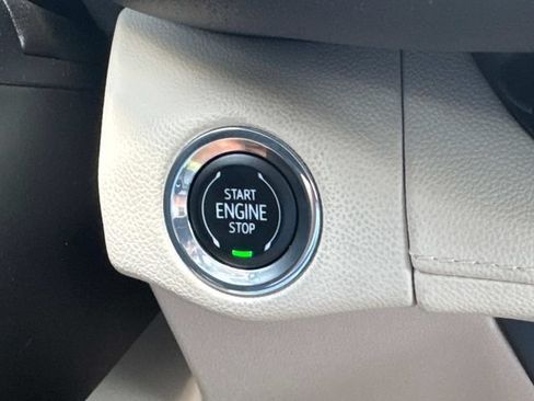 Used 2023 Buick Envision Avenir AWD/4WD image 35