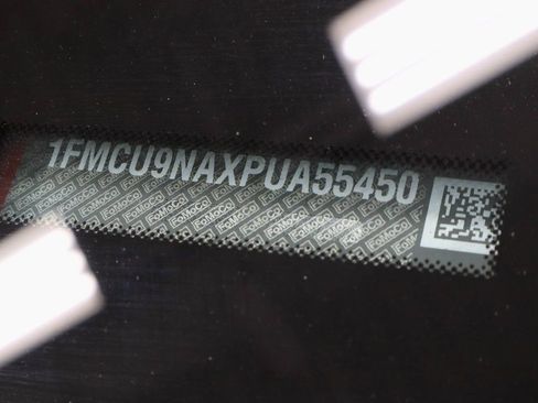 Certified 2023 Ford Escape ST-Line Select w/ Tech Pack #2 image 37