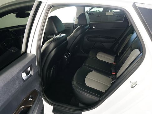 Used 2019 Kia Optima EX image 16