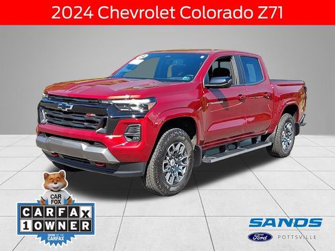 Used 2024 Chevrolet Colorado Z71 AWD/4WD image 1