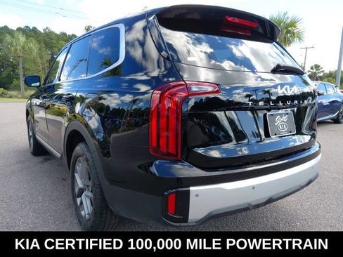 Certified 2024 Kia Telluride LX FWD image 7
