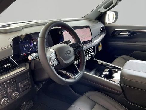 New 2026 Chevrolet Suburban RST w/ RST Capability Package AWD/4WD image 7